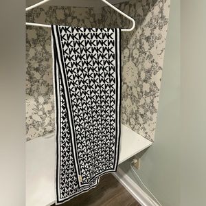 Michael Kors Scarf